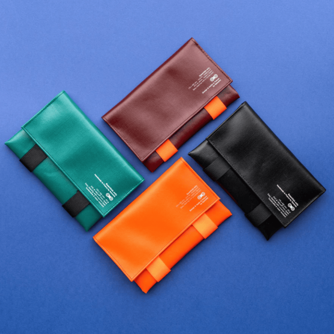 La Véloche : la petite pochette qui vous suit partout, du guidon au comptoir Image